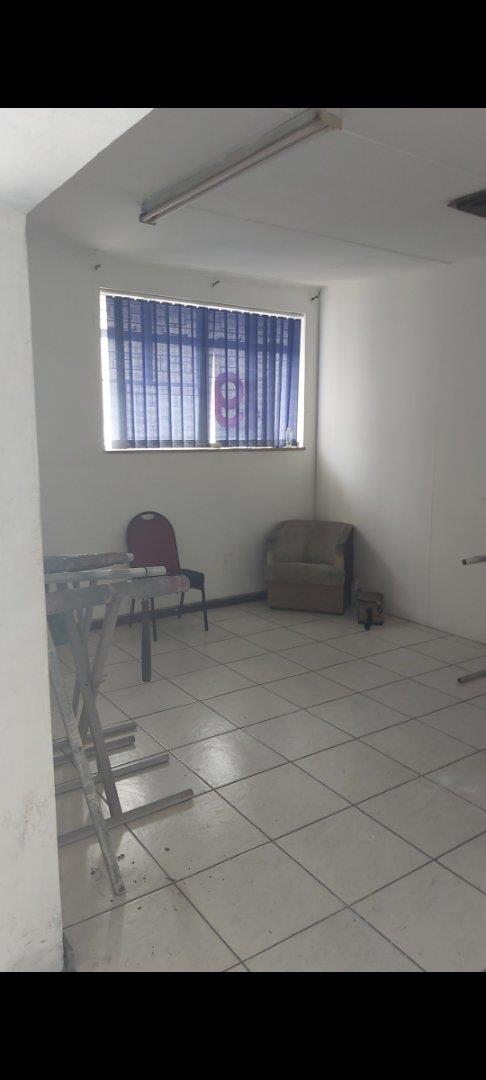 To Let commercial Property for Rent in North End Eastern Cape
